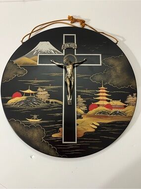 VTG Japanese Black Lacquer Crucifix Wall Plaque Mt Fuji Pagoda MOP Inlay 12”